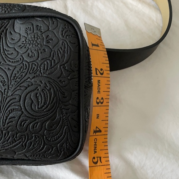 ✨50% off when bundled✨STONE MOUNTAIN - BELT BAG - Picture 5 of 5